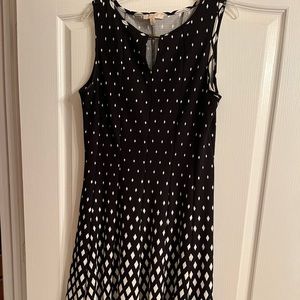Women black dress with white diamond shaped size 1X